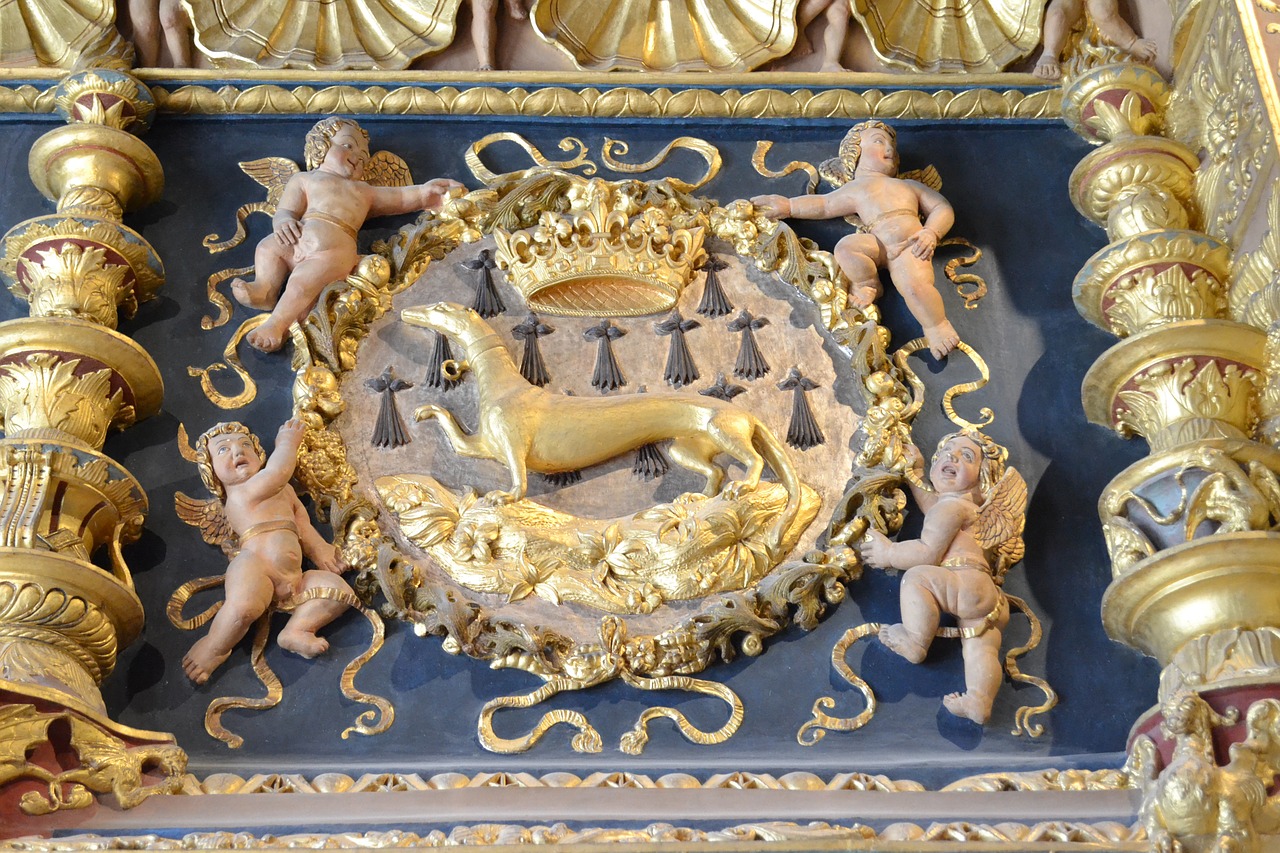 Herminas,  Karaliaus Emblema,  Château De Blois,  Pilies François I,  Blois,  Karališkoji Pilis,  Karaliaus Pilis,  Karūna,  Puošimas,  Angelai