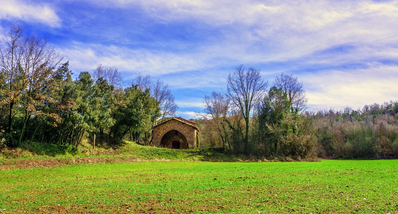 Hermitage,  Šventykla,  Kraštovaizdis,  Kaimo Turizmas,  Medis,  Veja,  Gamta,  Panoraminis,  Kalnas,  Horizontas