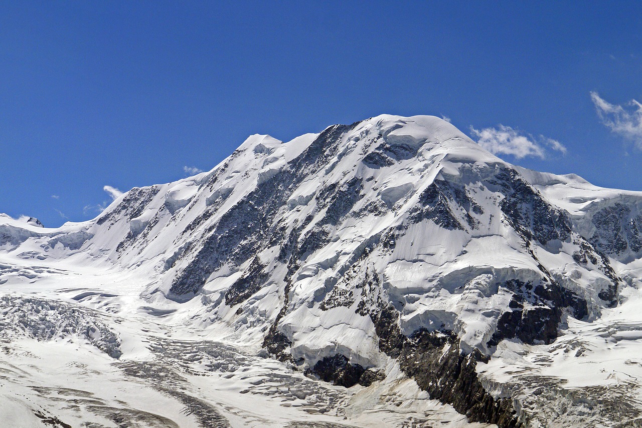 Aukšti Alpės,  Breithorn,  Monte-Rosa-Grupė,  4164 Metrų,  Penkių Viršūnių Susitikime,  Km Ilgio,  Kalnų,  Rokas,  Sniegas,  Snieguotas