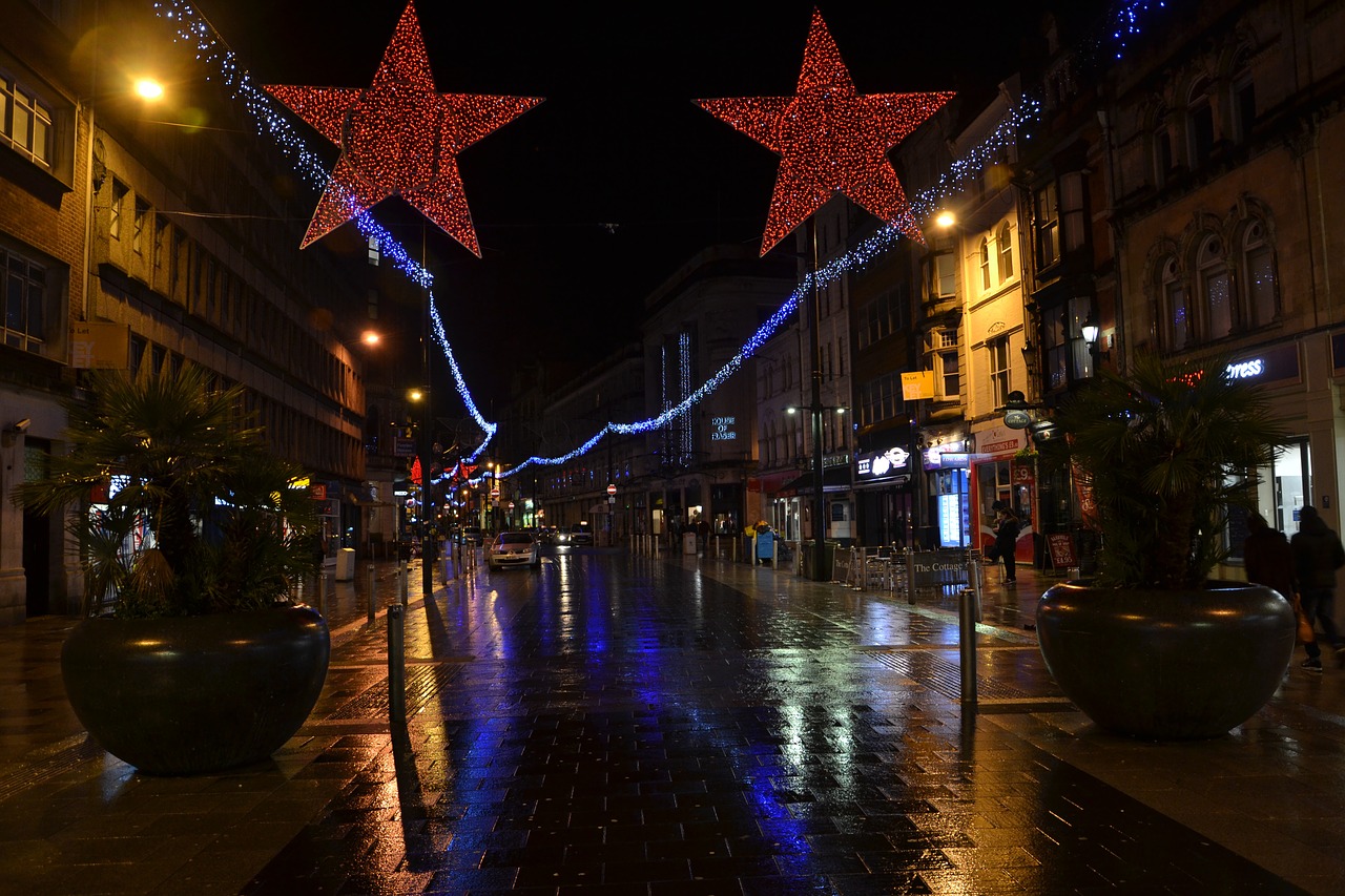 Pagrindinė Gatvė, Cardiff, Naktis, Lietus, Nauji Metai 2016, Apmąstymai, Kelias, Atspindėti, Galimybės, Miestas