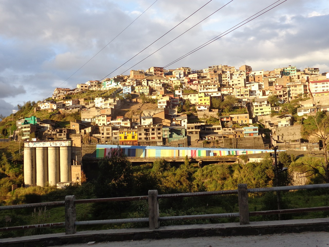 Kalnas, Quito, Ecuador, Kapitalas, Pichincha, Miesto Panorama, Kaimynystėje, Namai, Nemokamos Nuotraukos,  Nemokama Licenzija