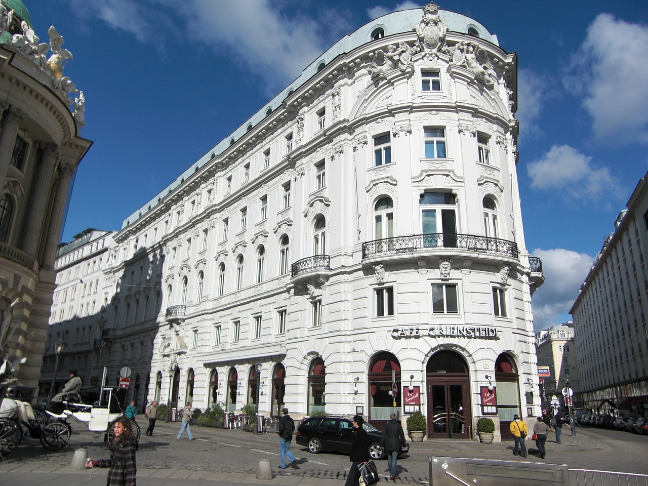 Hofburgo Imperatoriaus Rūmai, Vienna, Austria, Kampinis Namas, Senas, Senas Pastatas, Pastatas, Centro, Nemokamos Nuotraukos,  Nemokama Licenzija