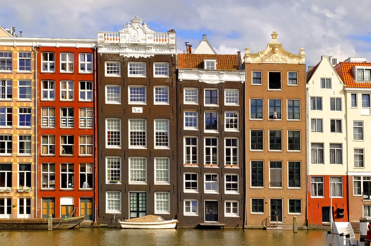 Namai, Namas, Fasadas, Plyta, Dažytos Plytos, Ruda, Raudona, Architektūra, Amsterdamas, Nyderlandai