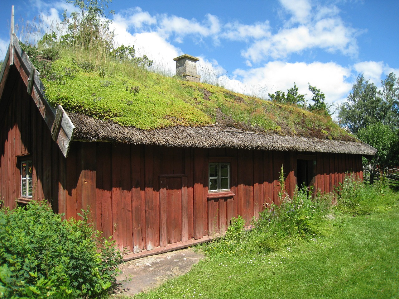 Namas, Švedija, Skara, Kaimas, Žolė, Vasara, Dangus, Debesis, Medis, Nemokamos Nuotraukos