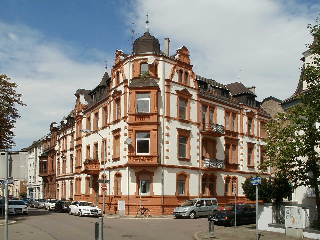 Namas, Pastatas, Saarbrucken, Statyba, Architektūra, Gyvenamasis, Struktūra, Nuosavybė, Namai, Apartamentai