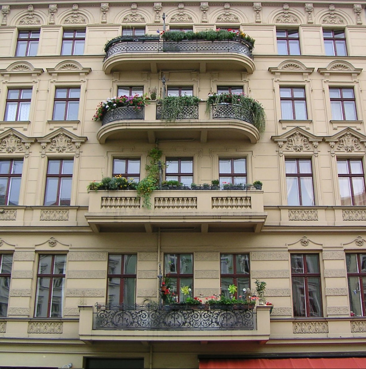 Namo Fasadas, Balkonas Rmazza, Kreuzberg, Berlynas, Nemokamos Nuotraukos,  Nemokama Licenzija
