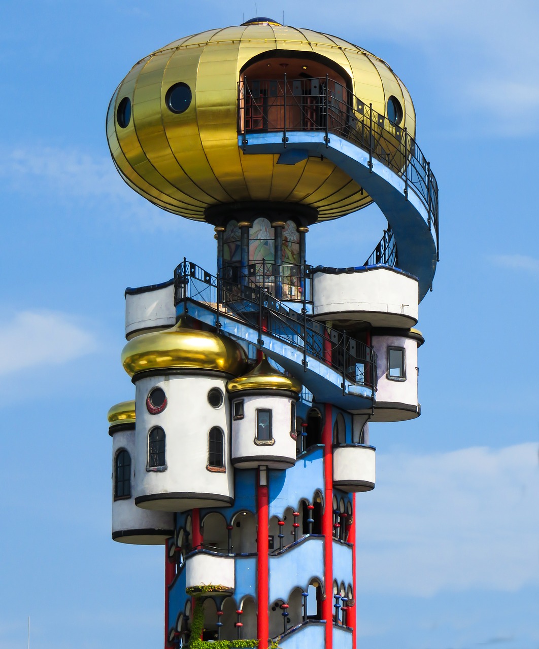 Hundertwasser, Menas, Pastatas, Hundertwasser Namas, Fasadas, Spalvinga, Architektūra, Abensberg, Bavarija, Menininkai