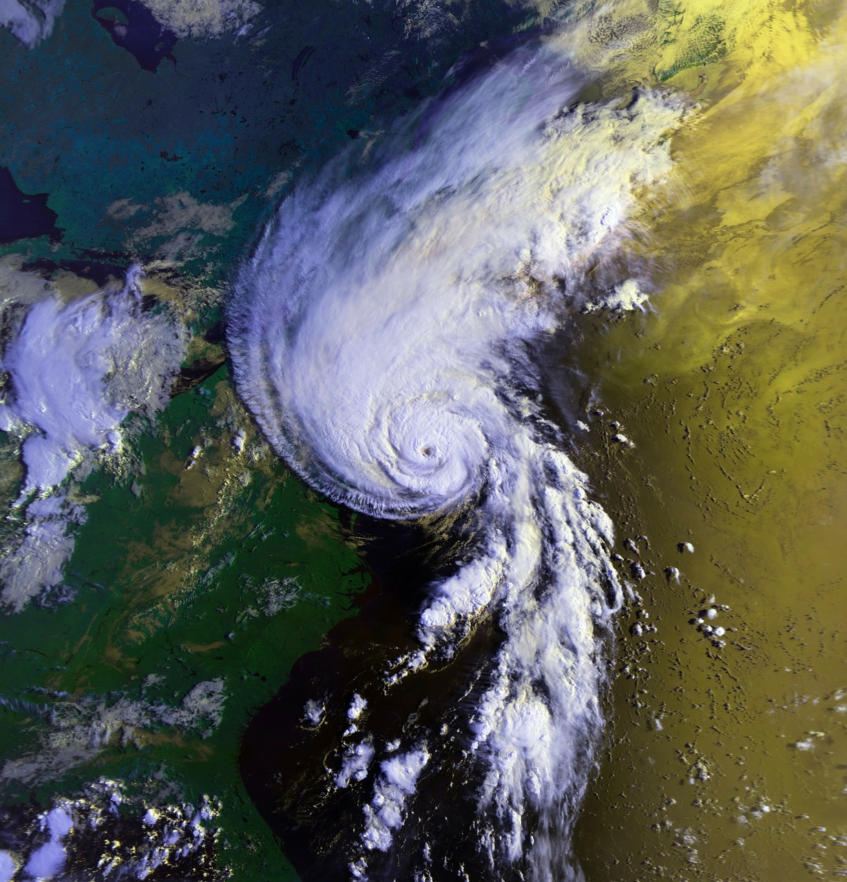 Uraganas, Bobas, 1991, Ciklonas, Oro Vaizdas, Oras, Audra, Atogrąžų Ciklonas, Taifūnas, Palydovinė Nuotrauka