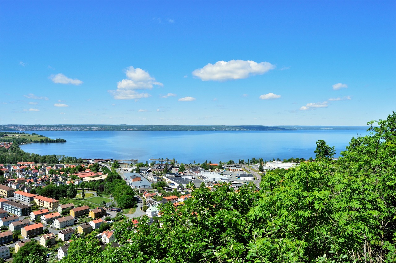 Huskvarna, Švedija, Jönköping, Vasara, Vaizdas, Miestas, Ežeras, Vättern, Vanduo, Automobiliai