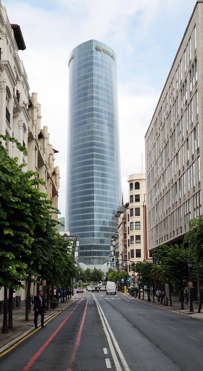 Iberdrola Bokštas,  Bilbao,  Ispanija,  Architektūra,  Miestas,  Dangoraižis,  Aukštas,  Pastatas,  Stiklas,  Dangoraižiai