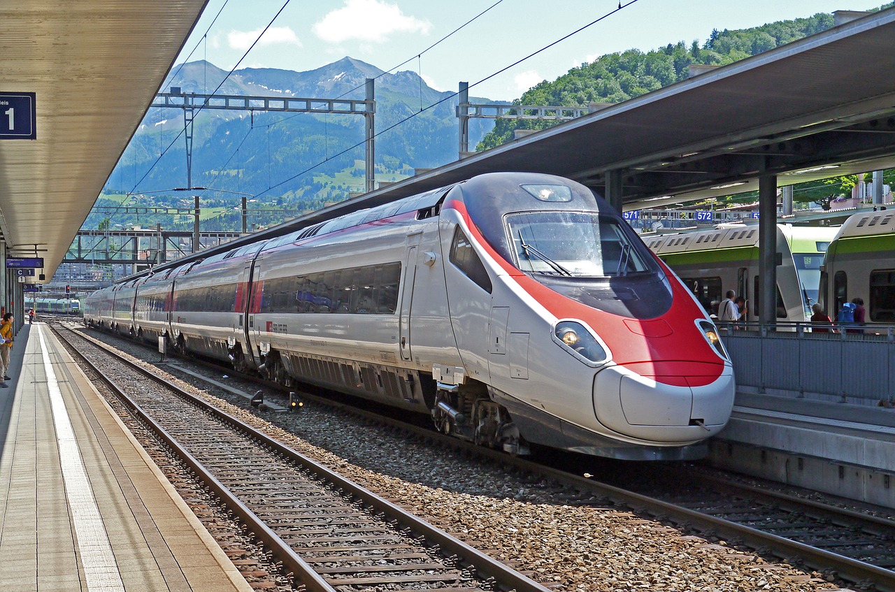 Ledas, Milano, Bazel, Sbb, Spiez, Šveicarija, Berni Oberland, Centrinė Stotis, Platforma, Bs