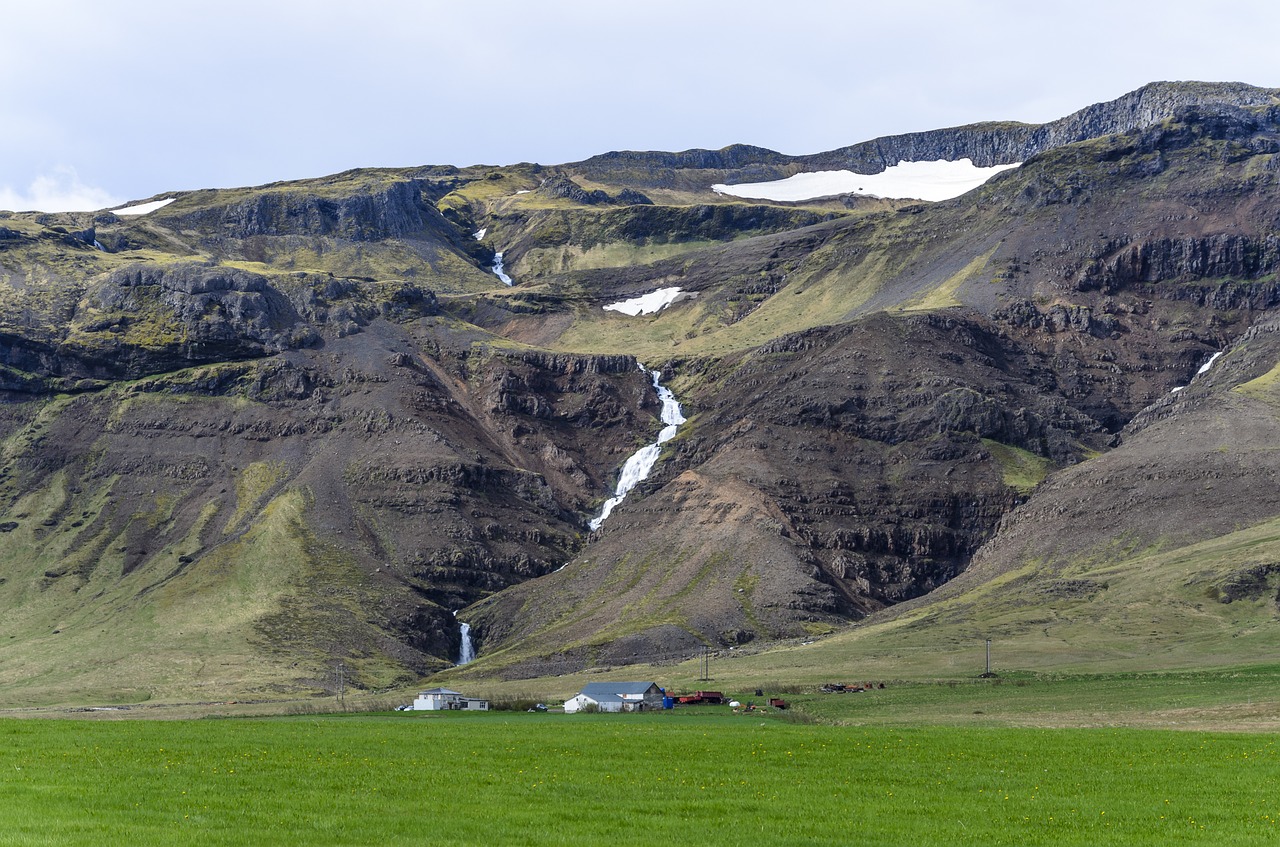Iceland, Rokas, Juodas Akmuo, Vanduo, Uolos, Geologija, Lava Rock, Mažas Krioklys, Nemokamos Nuotraukos,  Nemokama Licenzija