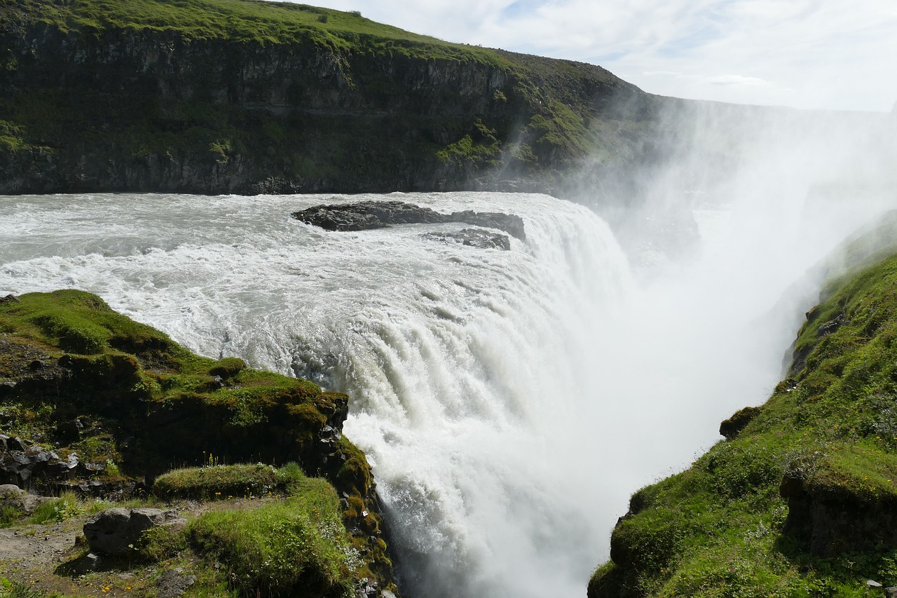 Iceland, Gullfoss, Krioklys, Kraštovaizdis, Upė, Vanduo, Gamta, Milžiniškas, Gamtos Jėga, Vandens Galia