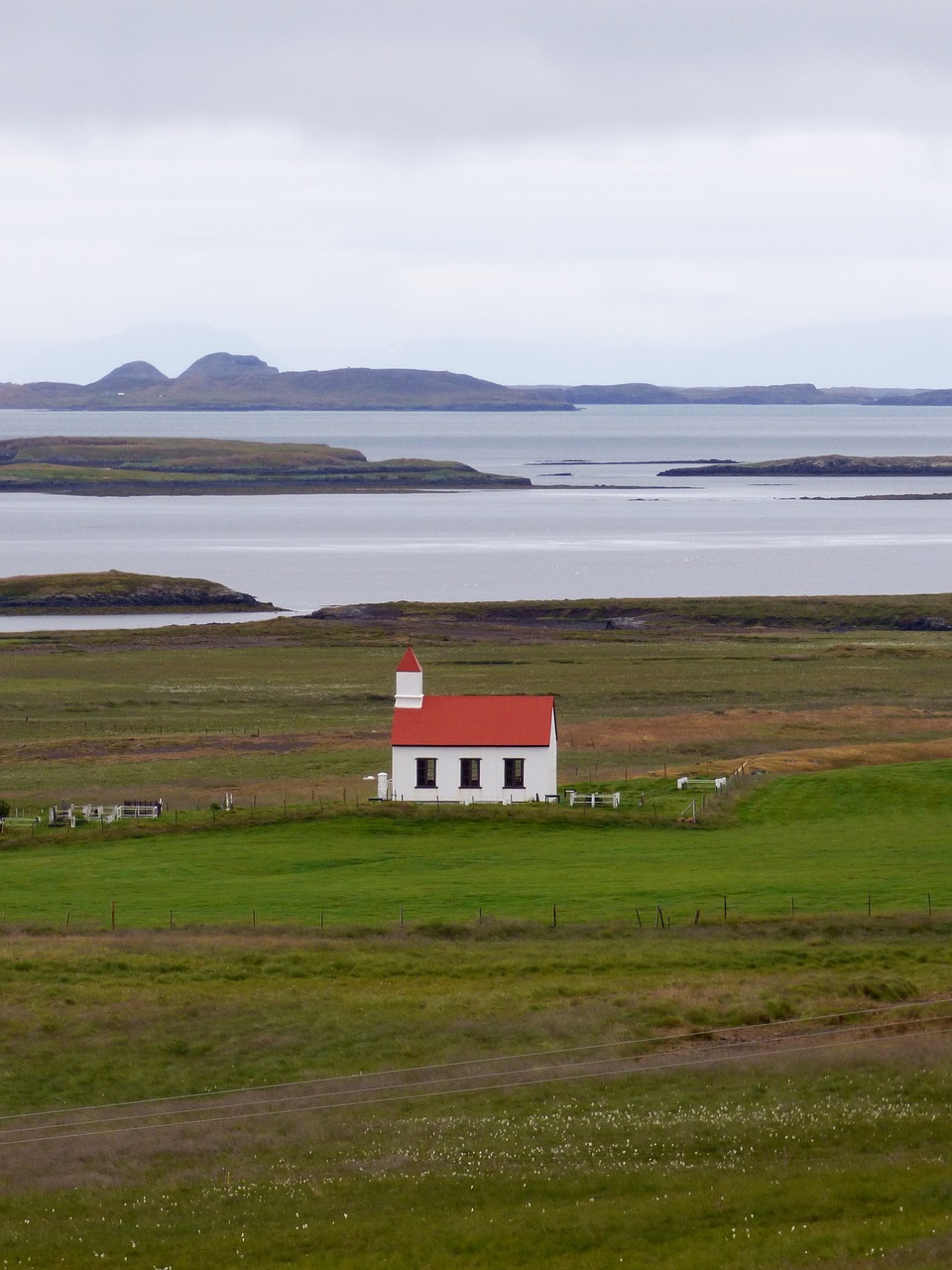 Iceland, Bažnyčia, Kaimas, Tundra, Ūkis, Ganykla, Kaimiškas, Kraštovaizdis, Pastatas, Balta