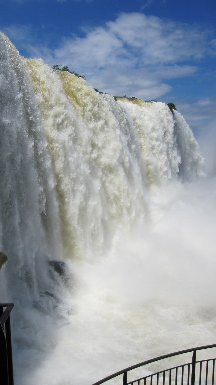 Iguazu, Krioklys, Vandens Siena, Vanduo, Upė, Rėkti, Purkšti, Įvedimas, Įspūdingas, Iguazú Kriokliai