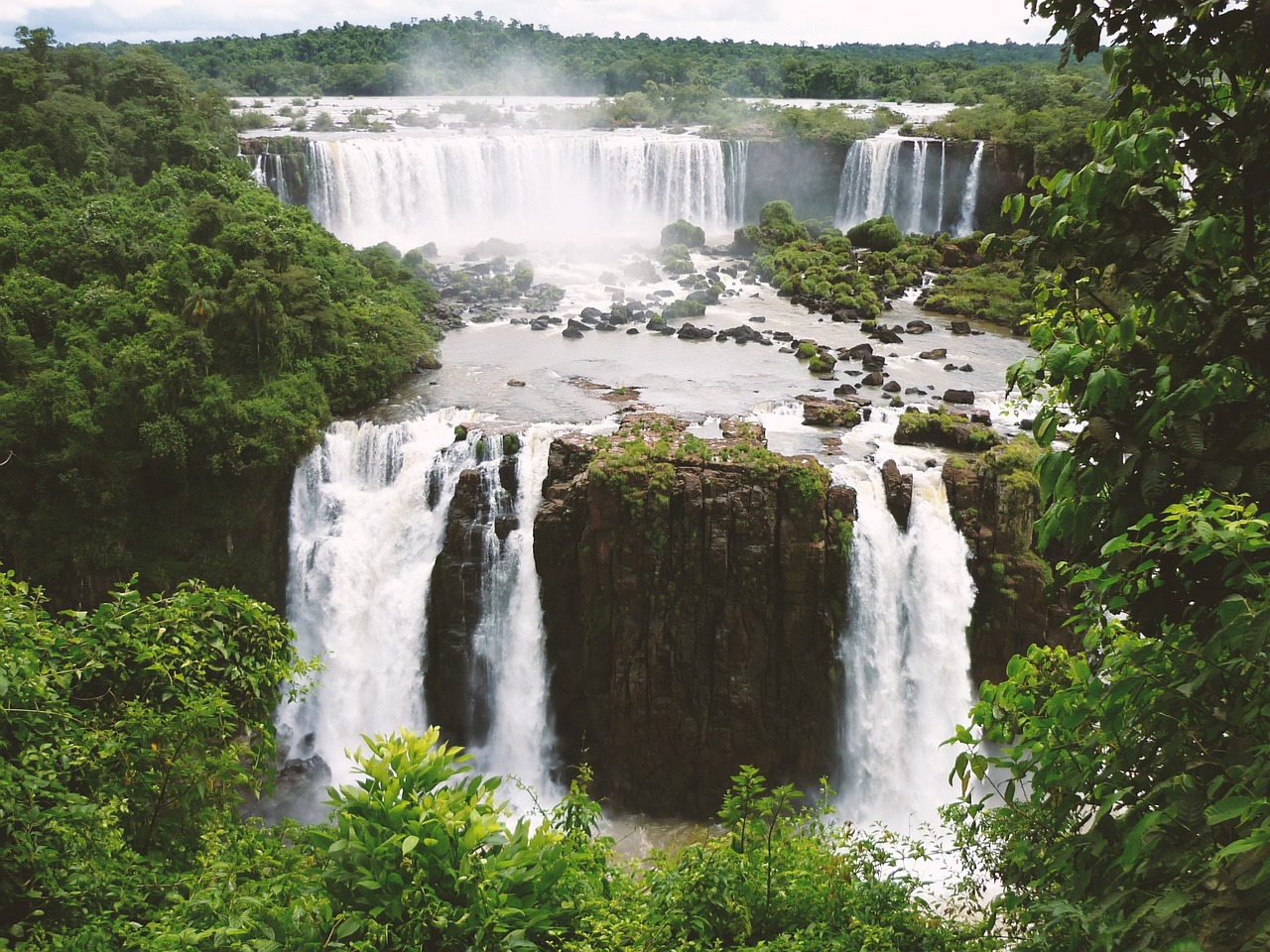 Iguazu,  Krioklys,  Kaskados,  Brazilija,  Nacionalinis Parkas,  Gamta,  Upė,  Vanduo,  Vandens Kiekis,  Miškas
