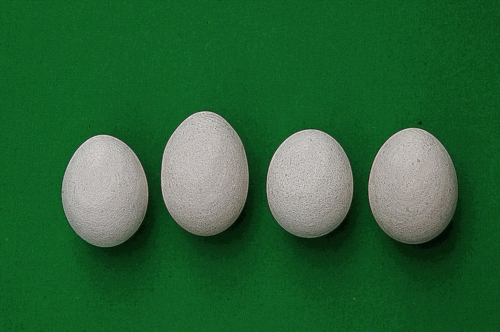 Микро яйца. Четыре яйца. Яйца 4 штуки. 4 Яичка. Текстура яйца.