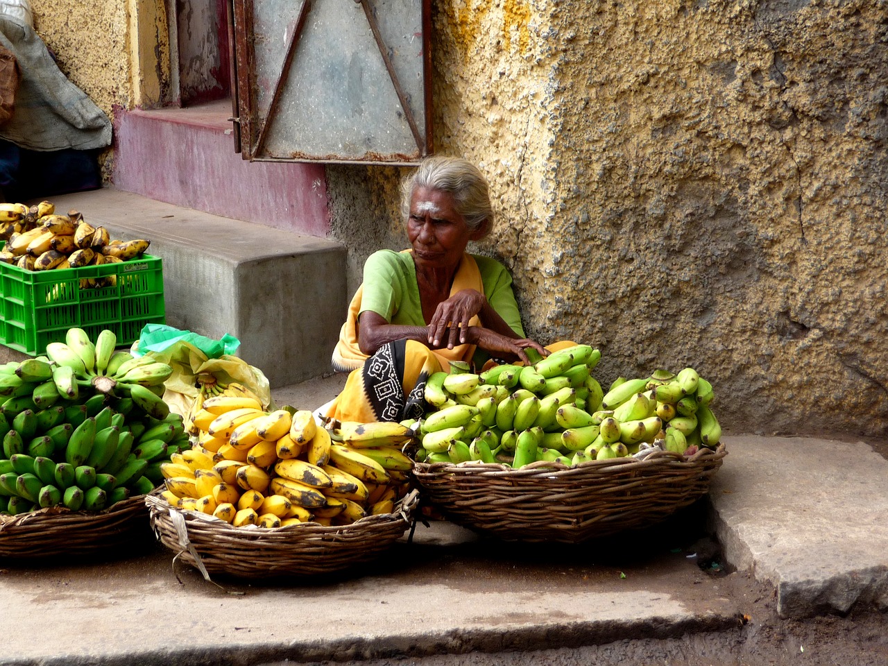 Indija, Vaisiai, Turgus, Vaisių Krepšys, Bananai, Nemokamos Nuotraukos,  Nemokama Licenzija