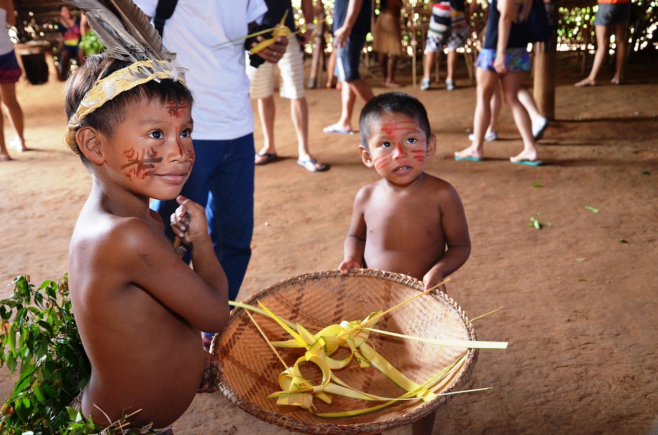 Gimusios,  Amazon,  Amazonas,  Brazilija,  Indijos,  Amatai,  Kultūra,  Caboclos,  Mišrių Santuokų,  Vaikai