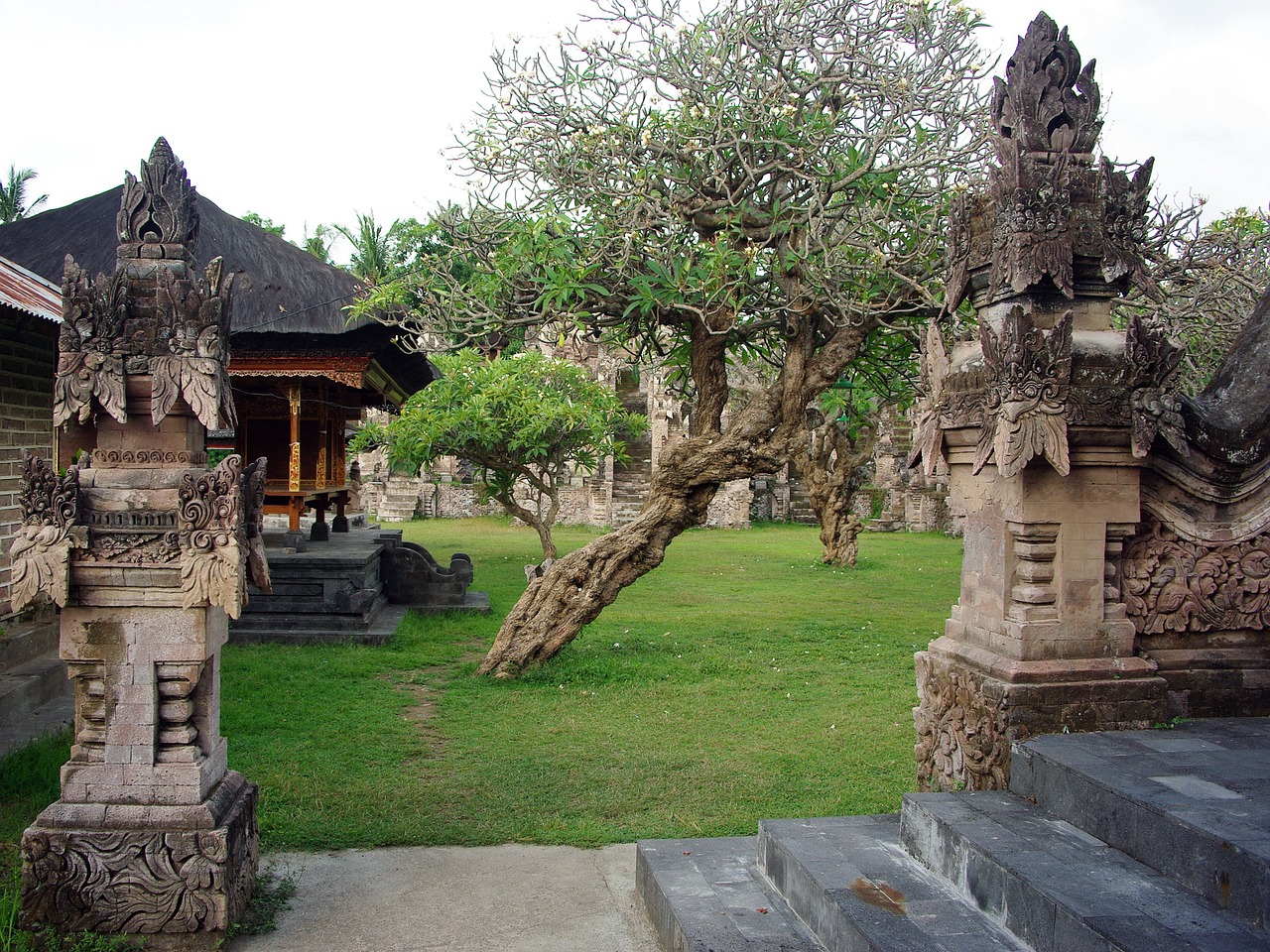 Indonezija, Bali, Šventykla, Kiemas, Budistinis, Šventas, Malda, Architektūra, Statulos, Nemokamos Nuotraukos