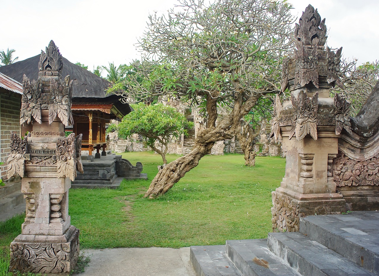 Indonezija, Bali, Šventykla, Skulptūros, Statulos, Religija, Religinis, Sodas, Architektūra, Religiniai Paminklai