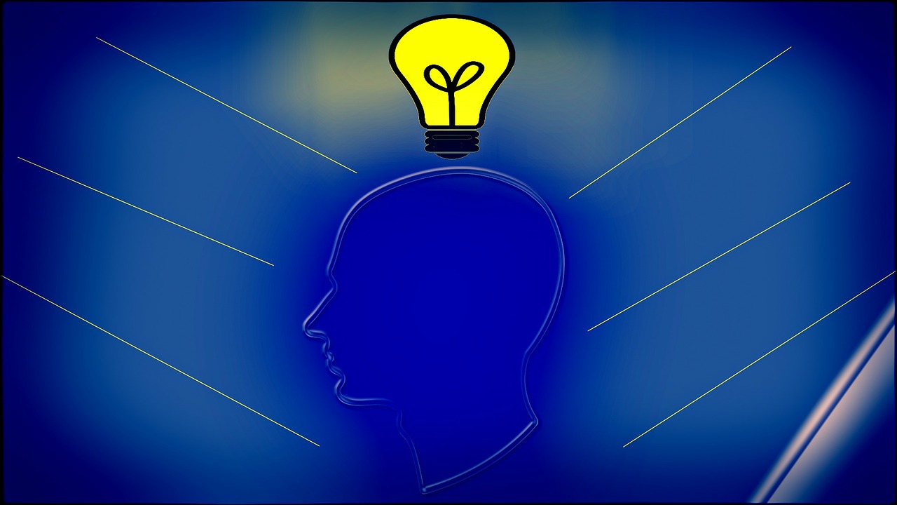 Inovacijos, Vyras, Lemputė, Idėja, Novatoriškas, Galvoti, Mintis, Mąstymas, Nemokamos Nuotraukos,  Nemokama Licenzija