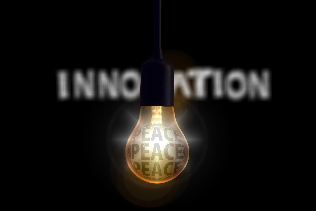 Inovacijos, Harmonija, Kriaušė, Apšvietimas, Šviesa, Lempa, Energija, Mintis, Atnaujinimas, Naujas