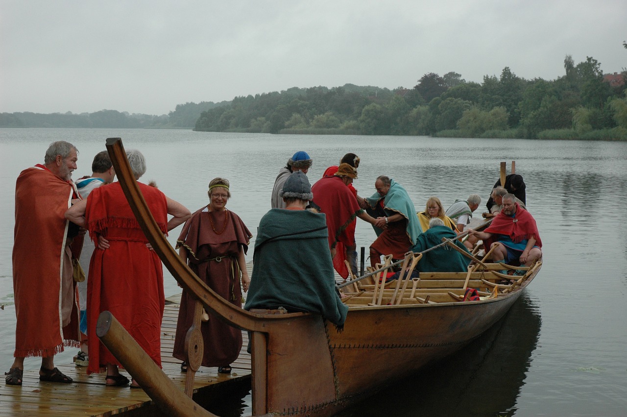 Montavimas, Valtis, Upė, Vanduo, Vasara, Prieplauka, Papludimys, Debesys, Kelionė, Grožis Gamtoje