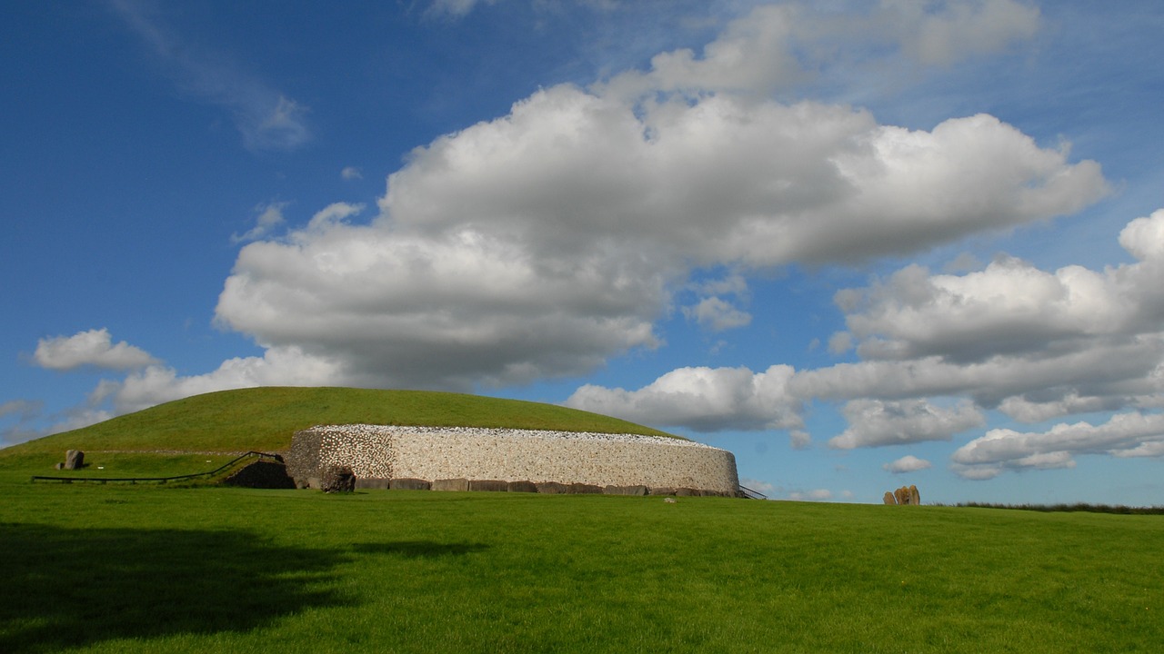 Airija, Newgrange, Piliakalnis, Debesys, Nemokamos Nuotraukos,  Nemokama Licenzija