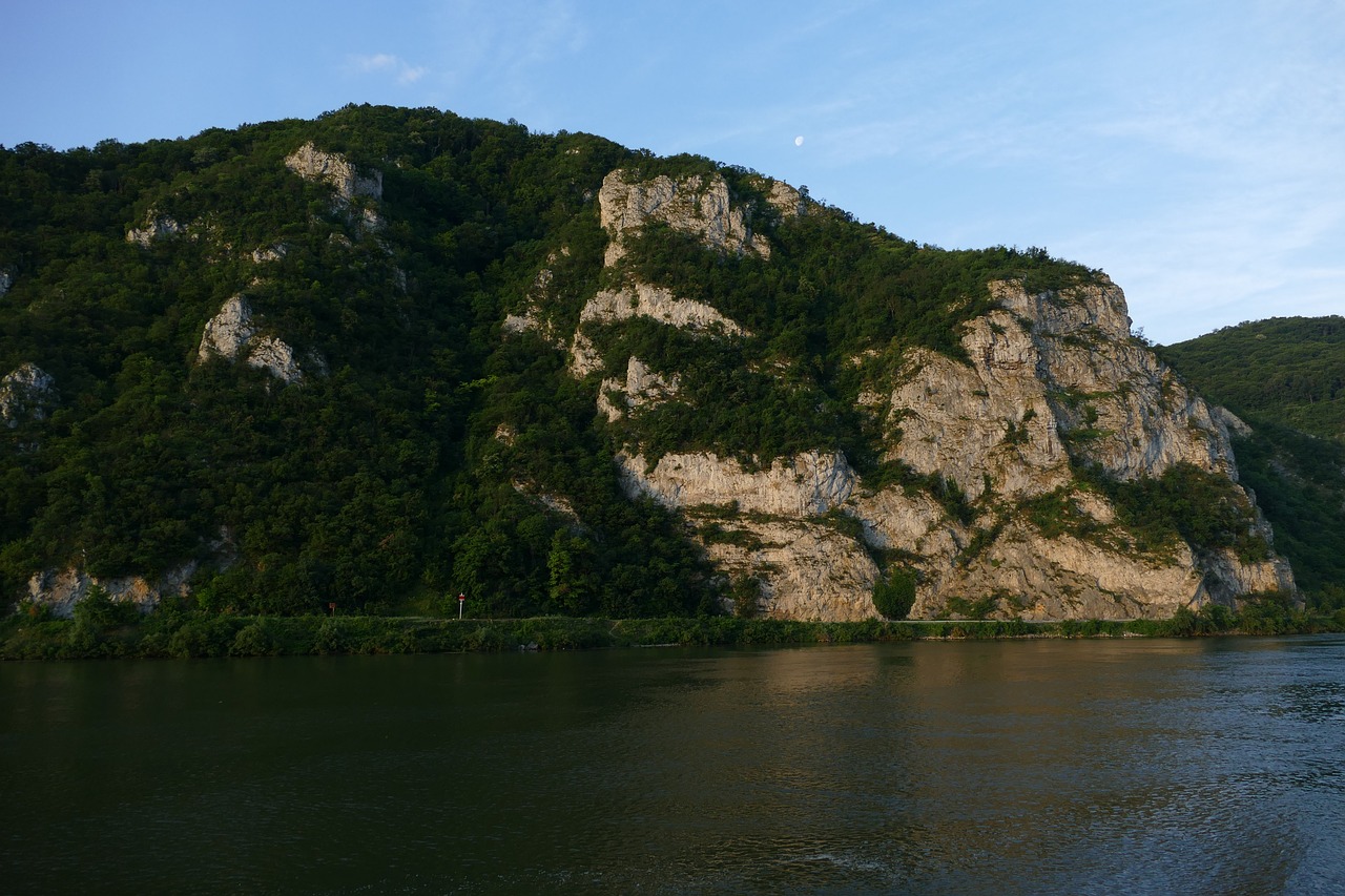 Geležiniai Vartai, Danube, Kraštovaizdis, Pietryčių Europa, Upės Kruizas, Südkarparten, Danube Tarpeklis, Upė, Romanija, Kruizas Danube