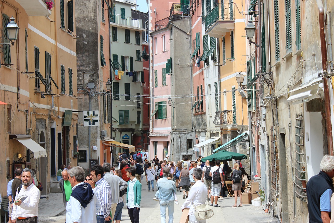 Italy, Ligurija, Cinque Terre, Vernazza, Namai, Spalvos, Žmonės, Turistai, Langai, Kelias