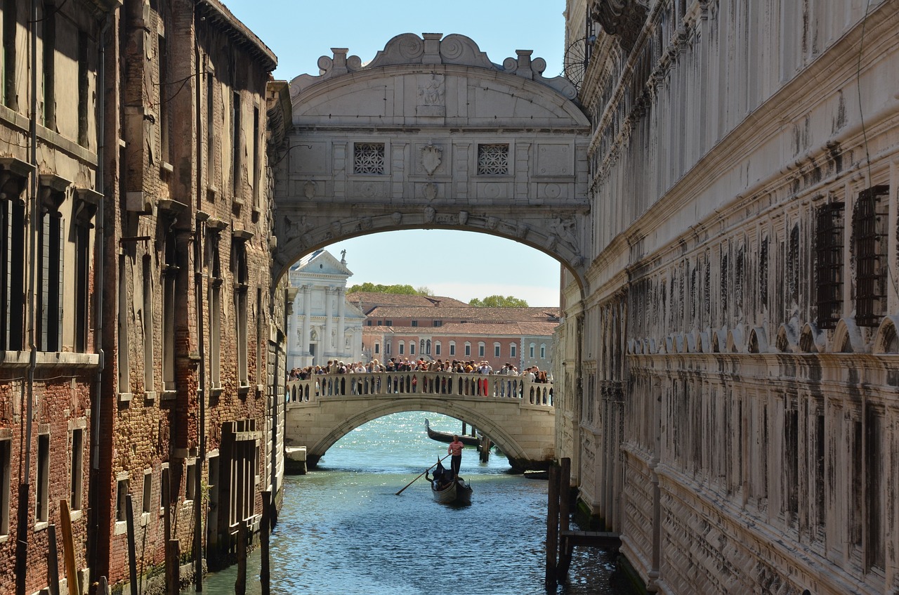 Italy, Venecija, Tiltas, Susierzinimų Tiltas, Gondola, Vanduo, Miestas, Nemokamos Nuotraukos,  Nemokama Licenzija