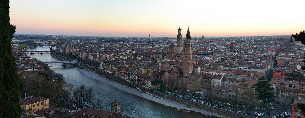 Italy, Panorama, Upė, Bažnyčia, Vaizdas, Turizmas, Vanduo, Architektūra, Kraštovaizdis, Atostogos