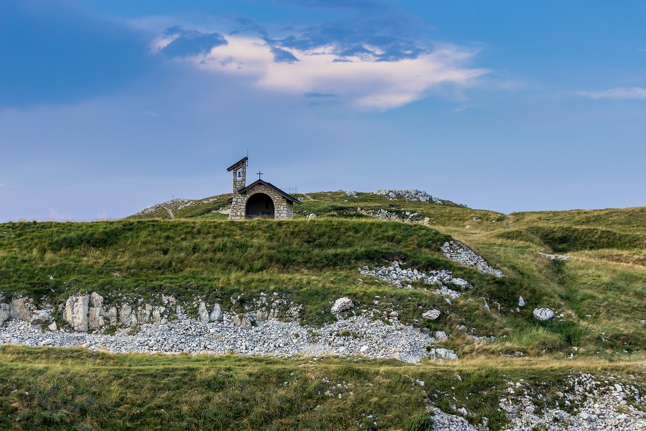 Italy, Bažnyčia, Koplyčia, Kalnai, Žygis, Žygiai, Aukščiausiojo Lygio Susitikimas, Dangus, Gamta, Nemokamos Nuotraukos