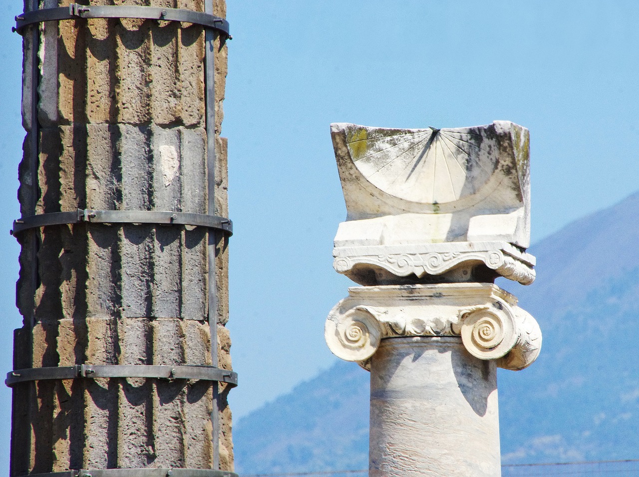 Italy, Pompei, Aitvaras, Stulpelis, Joninis, Saulės Laikrodis, Architektūra, Nemokamos Nuotraukos,  Nemokama Licenzija