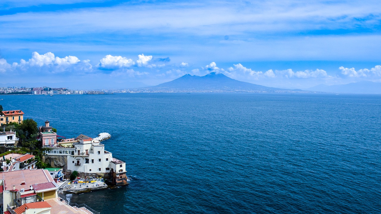 Italy, Naples, Vezuv, Jūra, Nemokamos Nuotraukos,  Nemokama Licenzija