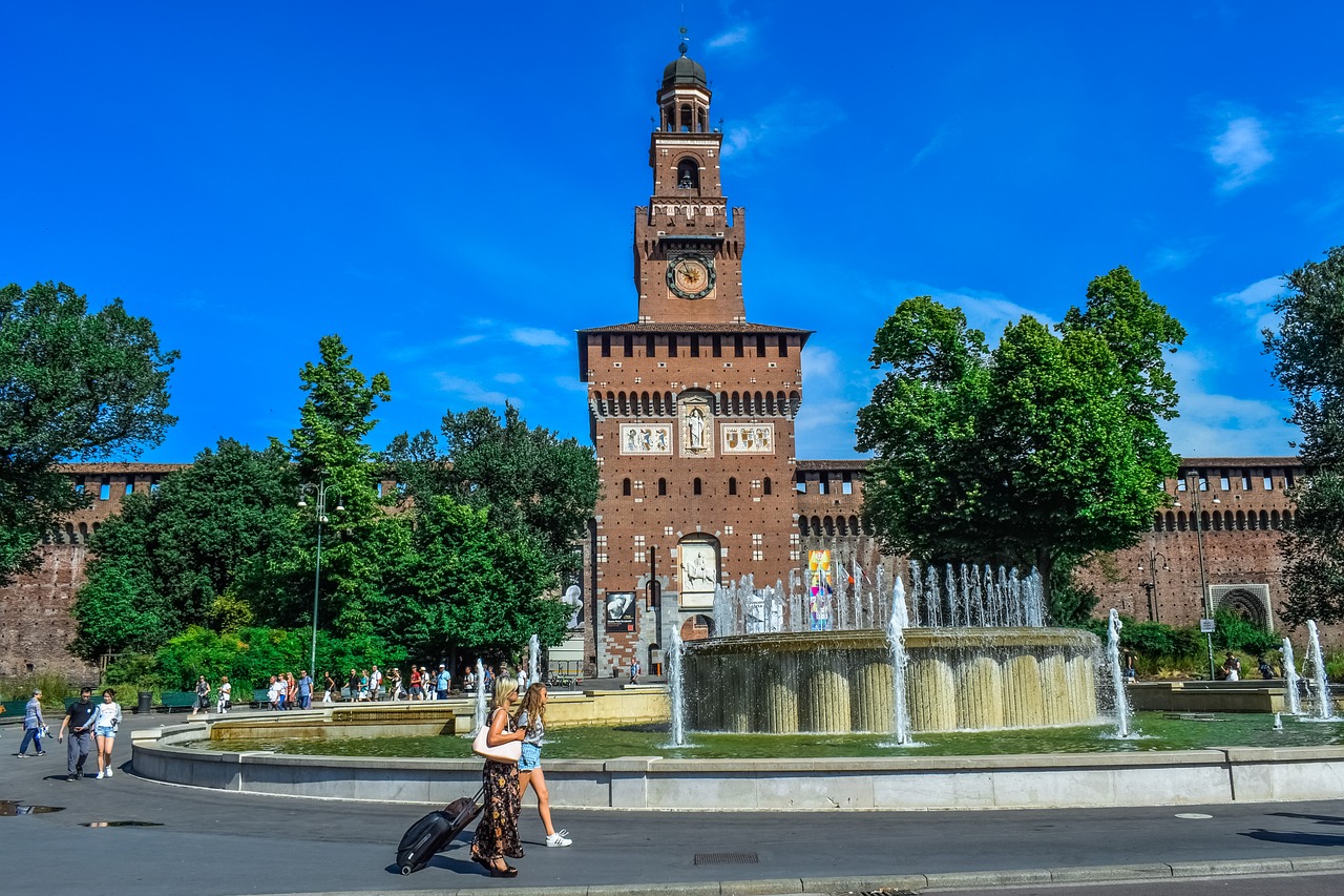 Italija,  Milanas,  Castello Sforzesco,  Miestas,  Atrakcija,  Architektūra,  Kelionė,  Turizmas,  Lankytinos Vietos,  Metai