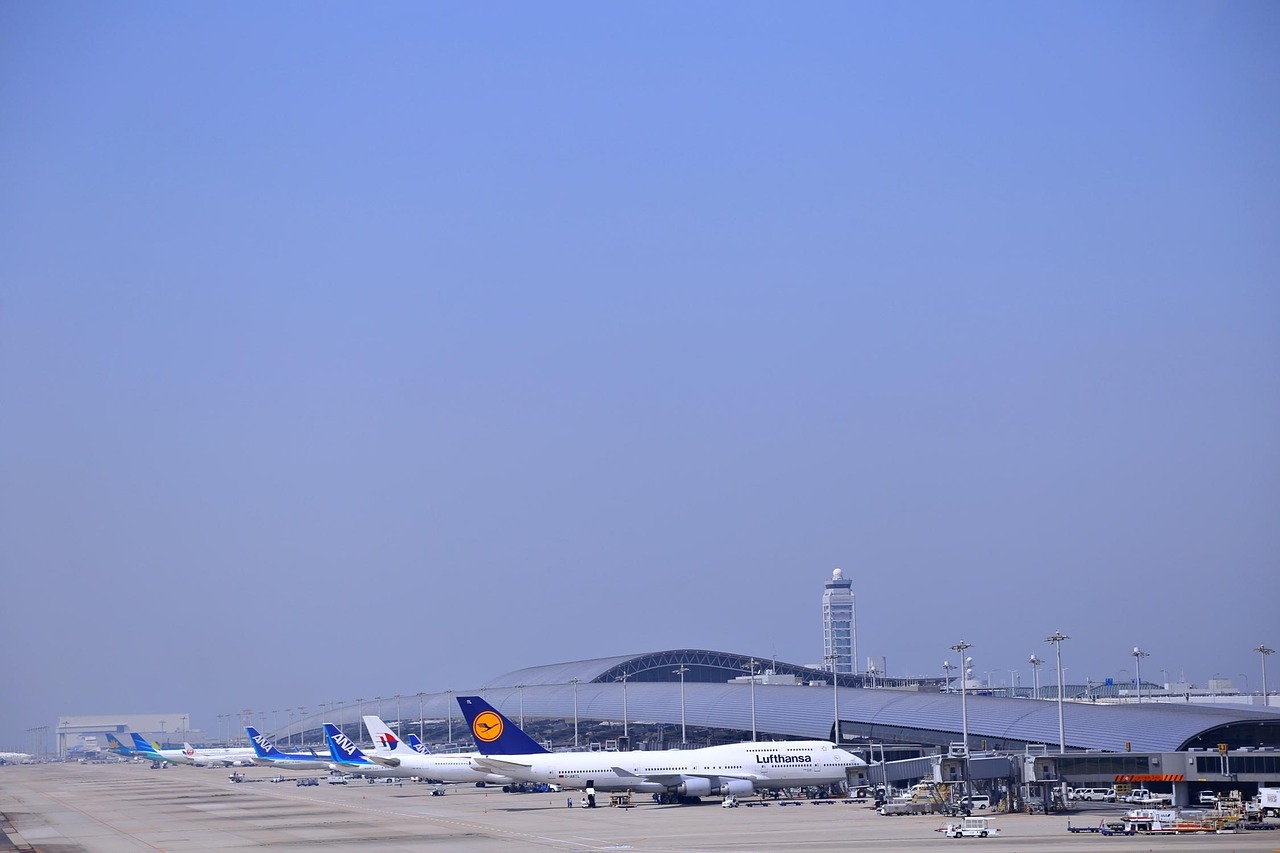 Japonija, Kansai Tarptautinis Oro Uostas, Boeing 747, Mėlynas Dangus, Osaka, Nemokamos Nuotraukos,  Nemokama Licenzija
