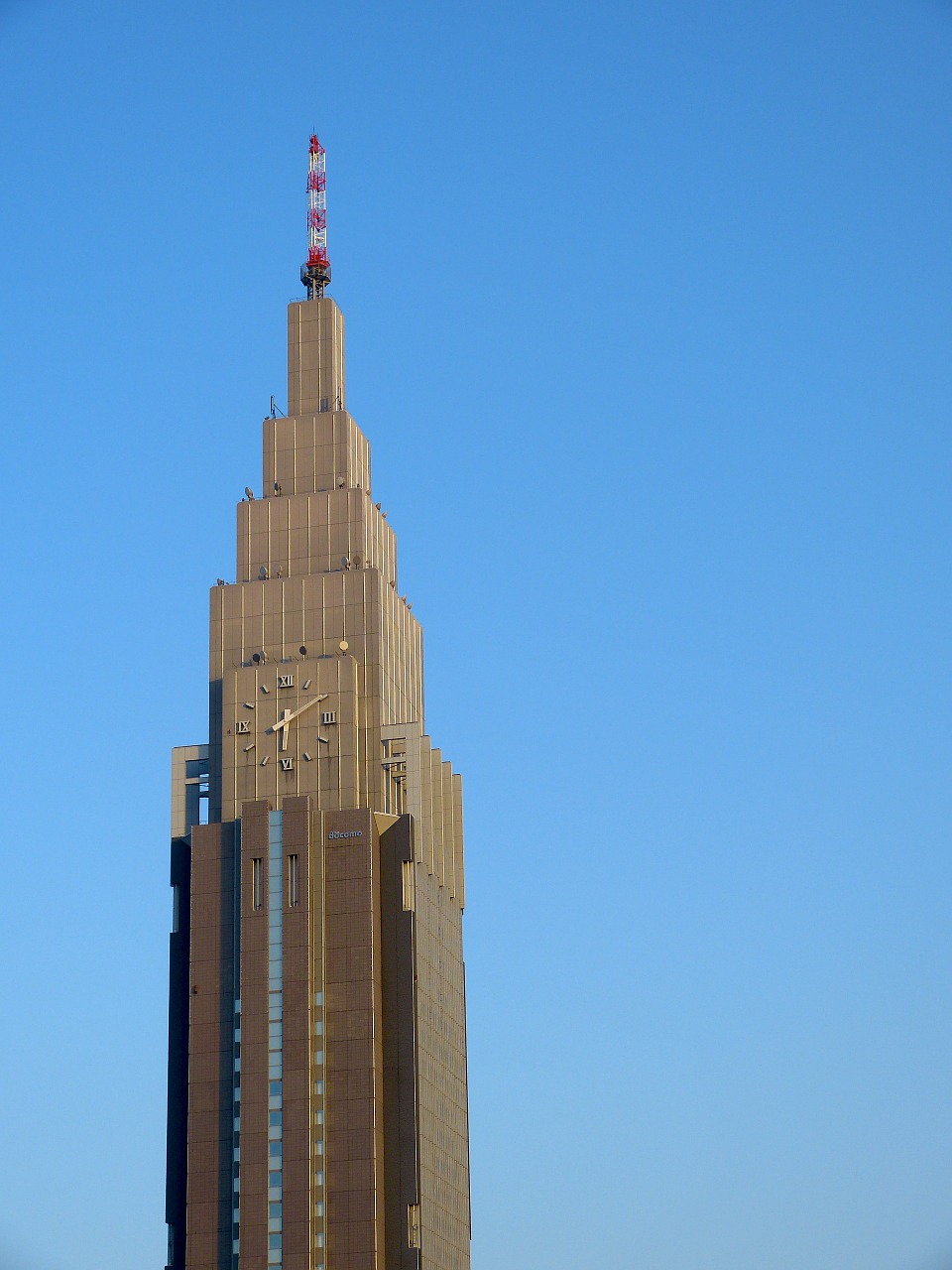 Japonija, Tokyo, Bokštas, Dangoraižis, Shinjuku, Mėlynas Dangus, Miesto, Pastatas, Miestas, Antena