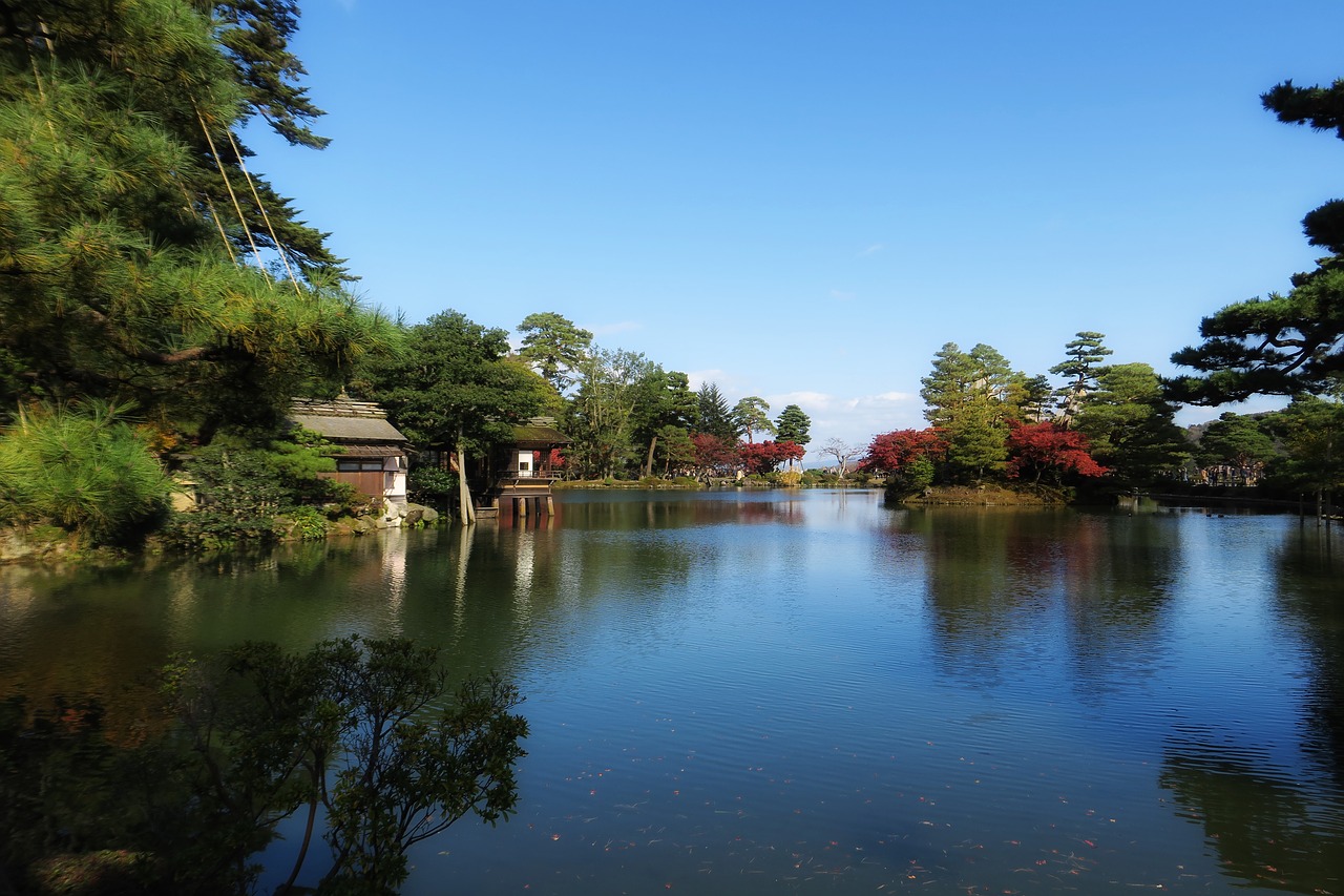 Japonija, Kenrokuen Parkas, Ežeras, Kraštovaizdis, Vanduo, Medžiai, Namas, Žalias, Mėlynas, Jin Ze