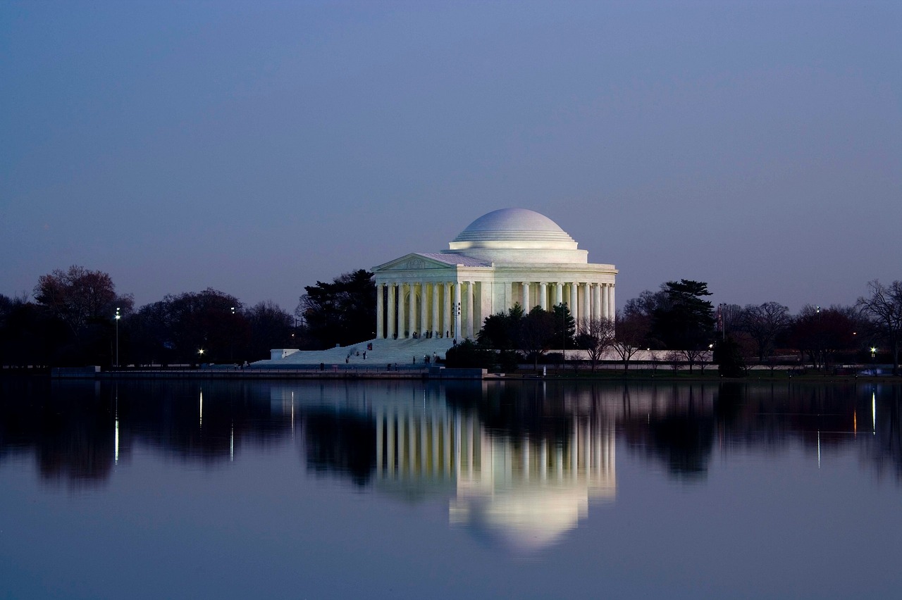 Jefferson Memorialas, Vašingtonas, D C, Usa, Istorija, Prezidentas Thomasas Džefersonas, Pritraukimas, Apšviestas, Architektūra, Atspindys