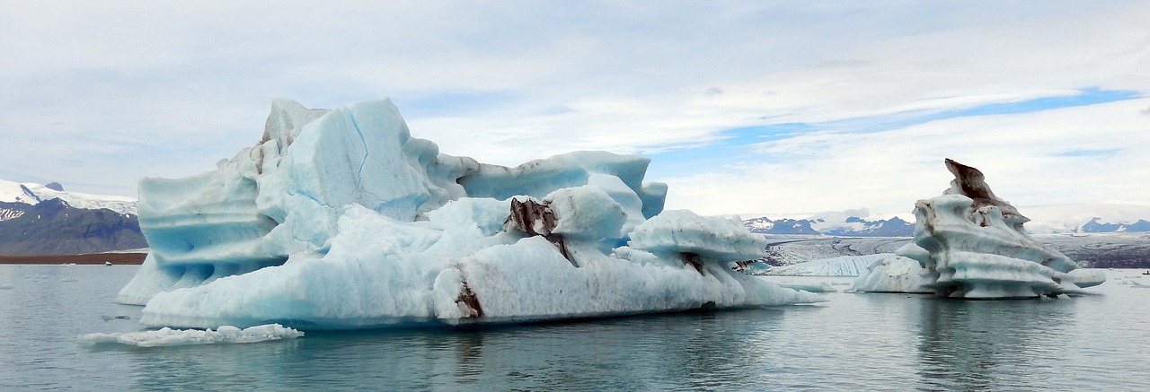 Jökulsárlón Ledyno Lagūnas, Ledinis Ežeras, Vanduo, Ledas, Ledkalniai, Vairuoti Ledkalnio, Vulkaniniai Pelenai, Gamta, Kraštovaizdis, Iceland