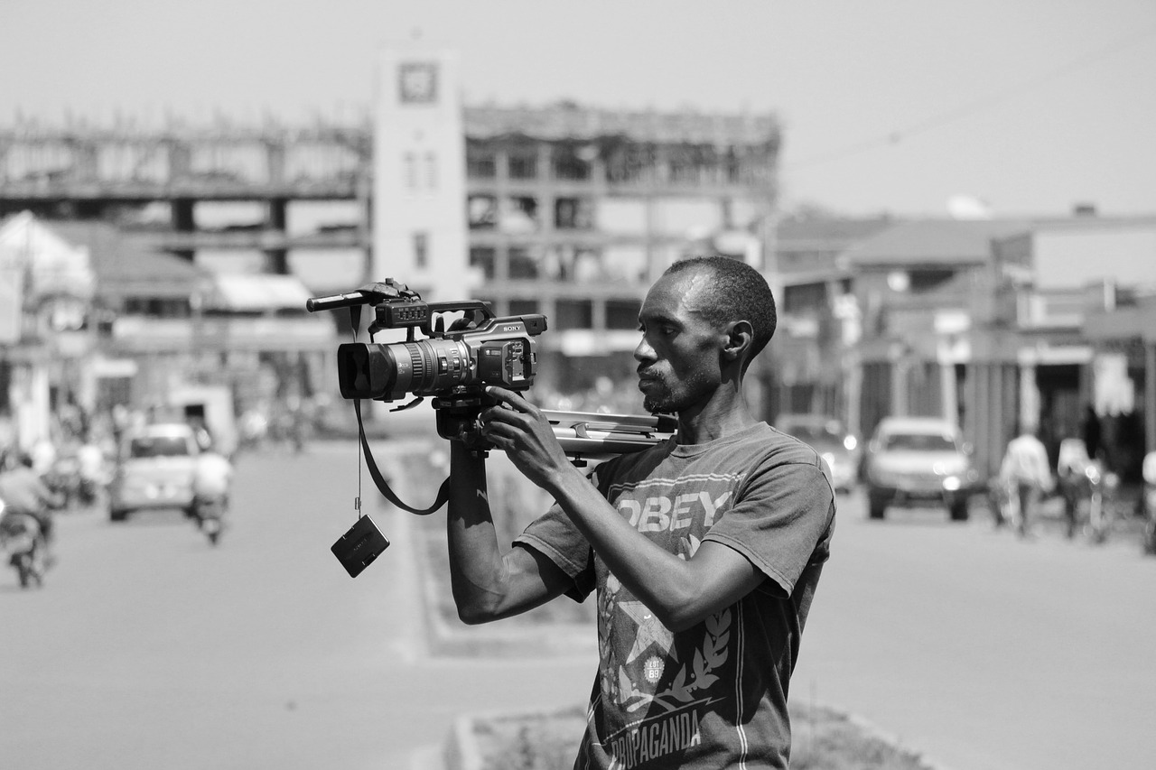 Žurnalistas, Operatorius, Uganda, Mbale, Žiniasklaida, Afrika, Žinios, Naujienos, Ugandos Žmonės, Šaudymas