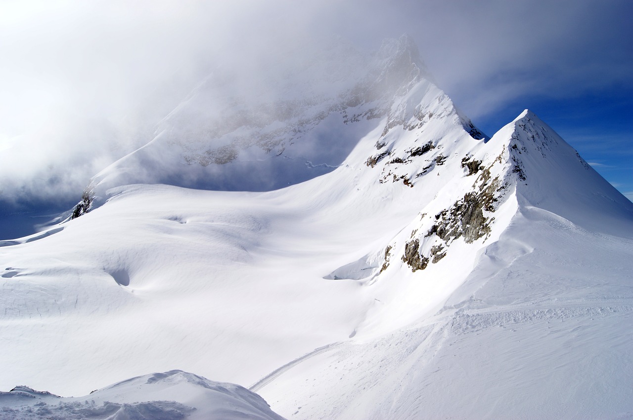 Jungfraujoch, Kalnai, Sniego Kraštovaizdis, Sniegas, Žiema, Šaltas, Gamta, Snieguotas, Alpių, Rūkas