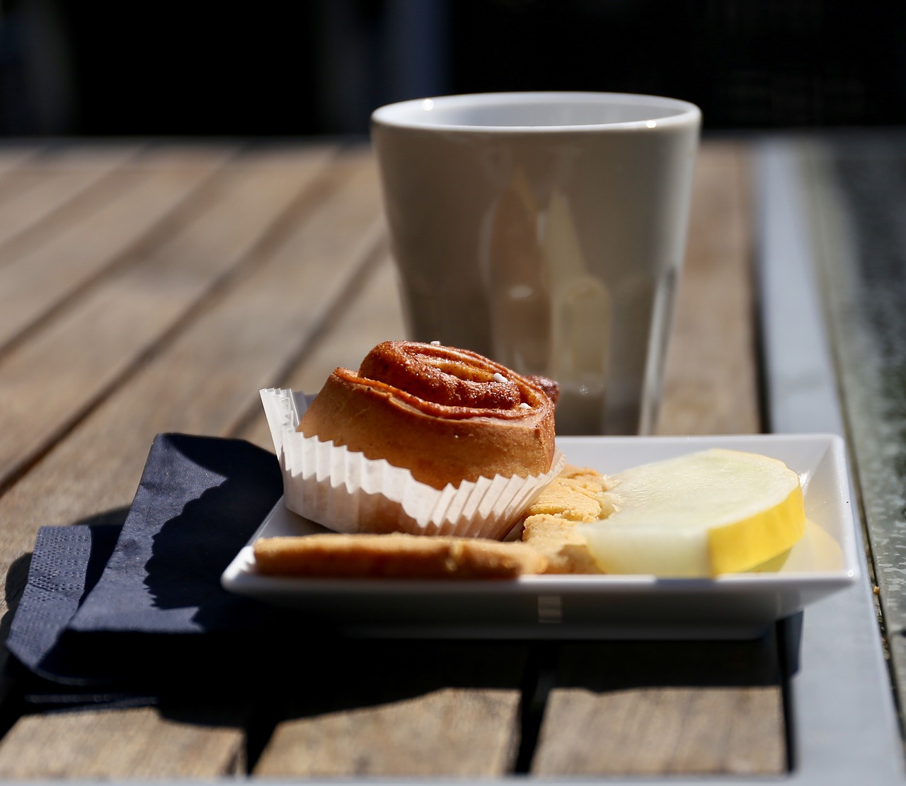 Kanelbulle, Bandelė, Tortas, Kavos Pertraukėlė, Melionas, Lauke, Užkandžiai Lauke, Kava, Kavos Puodelis, Dūmai