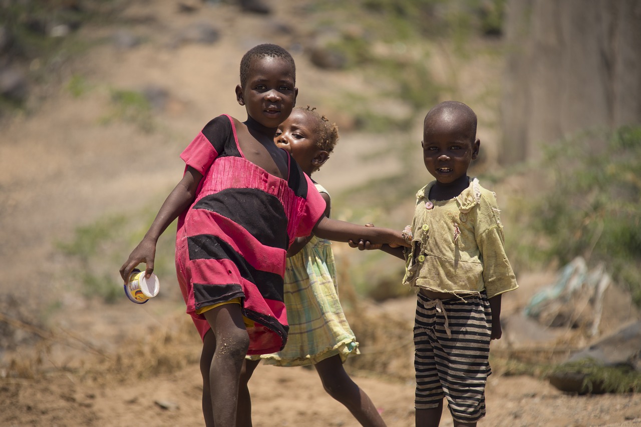 Vaikai,  Žaisti,  Už Jos Ribų,  Turkana,  Kenija,  Afrikoje,  Lauke,  Žmonių,  Vaikai,  Gyvenimo Būdas