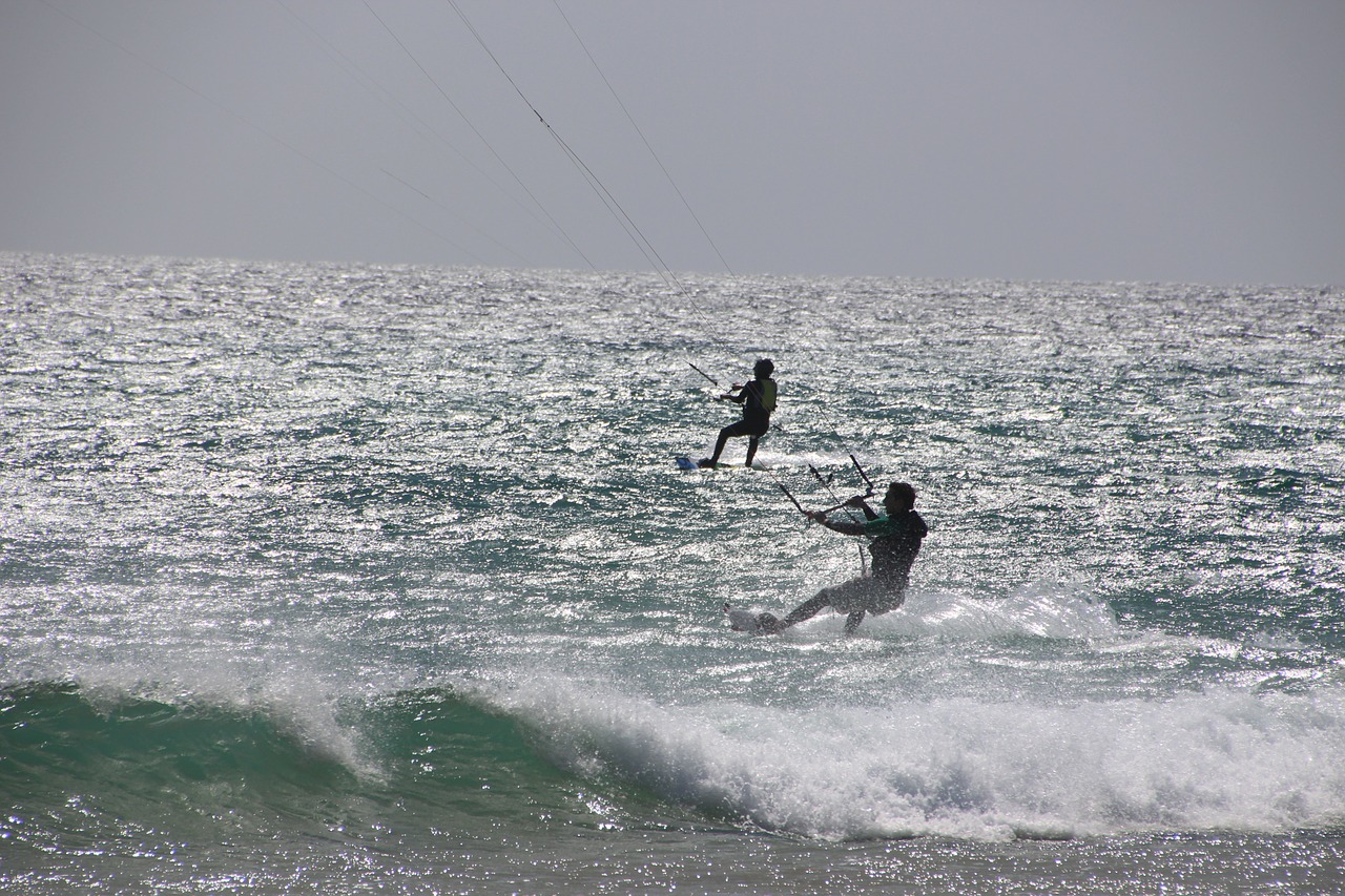 Kiteboarding, Jėgos Aitvarų Sportas, Aitvaras, Dangus, Drakonai, Jėgos Aitvarų Sportas, Vandens Sportas, Sportas, Vėjas, Nemokamos Nuotraukos