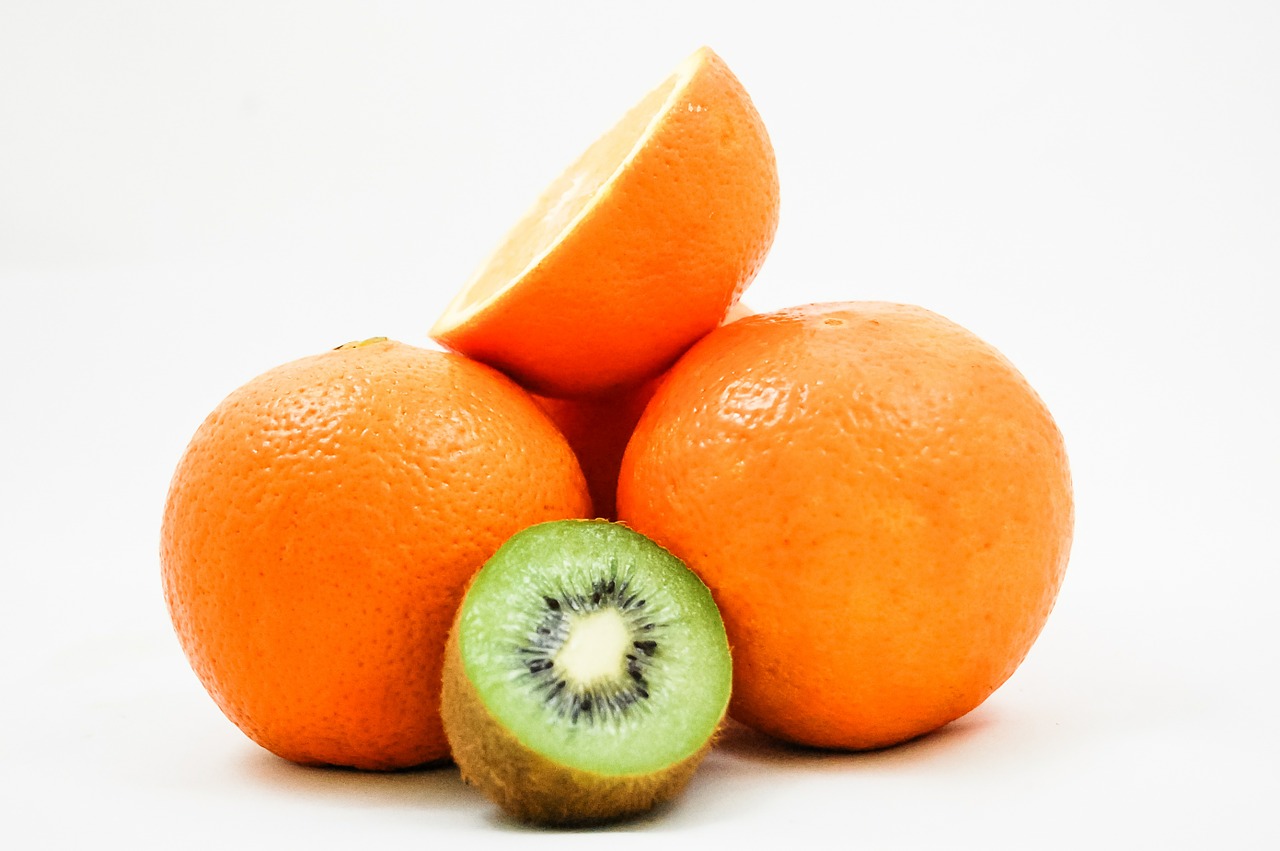 Kivi, Apelsinai, Vaisiai, Vitaminai, Sveika Mityba, Pusė, Oranžinė, Žalias, Šviežias, Turtingumas