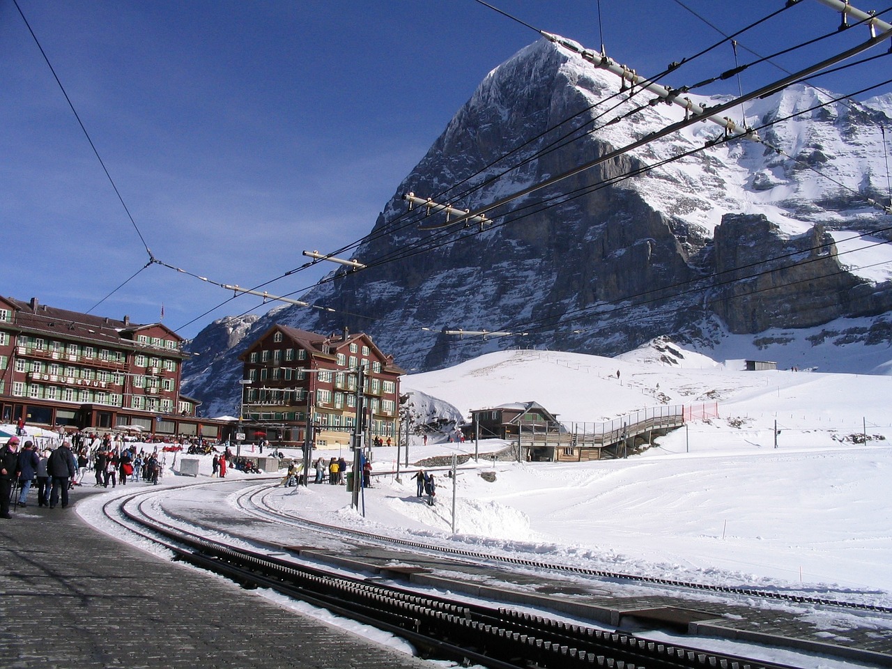 Kleine Scheidegg, Eigeris, Northface, Kalnas, Šiaurinis Veidas, Sniegas, Kraštovaizdis, Alpių, Panoraminis, Piko