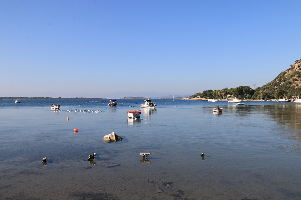 Žinomas, Izmir, Papludimys, Mėlynas, Jūrų, Batai, Valtis, Gamta, Pakrantė, Dangus